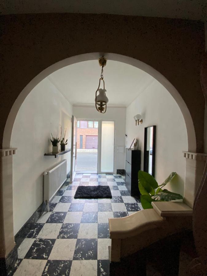 Big Sunset 2 Bedroom House With A Garden Antwerp Exterior photo