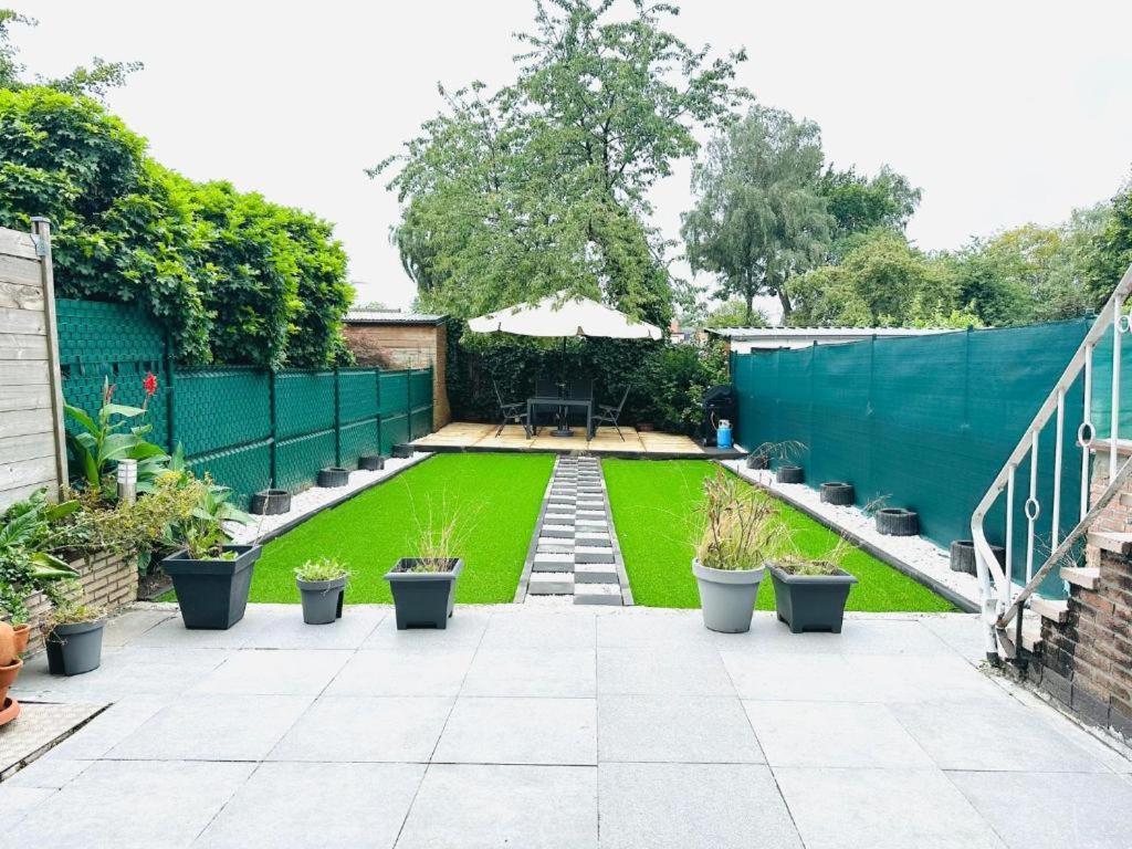 Big Sunset 2 Bedroom House With A Garden Antwerp Exterior photo